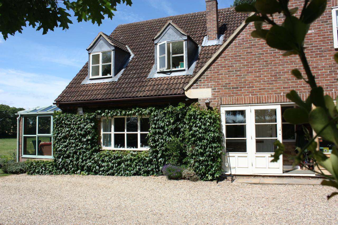 Bridge Cottage Bed And Breakfast Peterborough Extérieur photo
