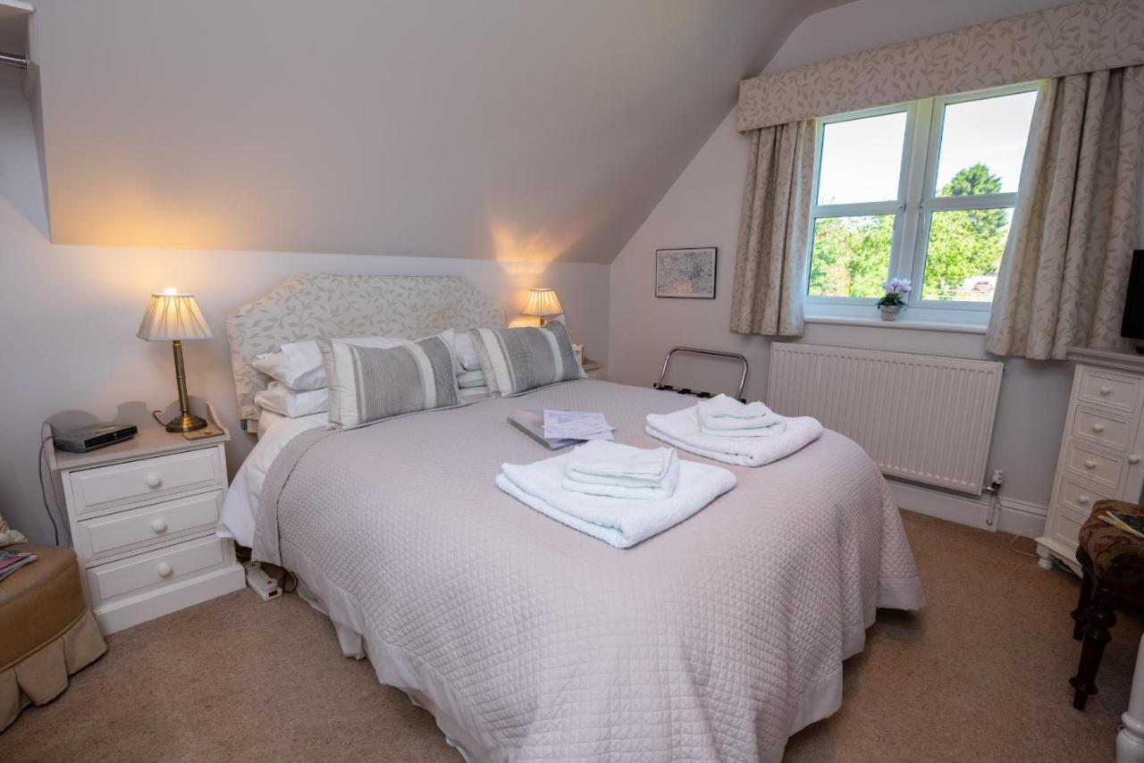 Bridge Cottage Bed And Breakfast Peterborough Extérieur photo